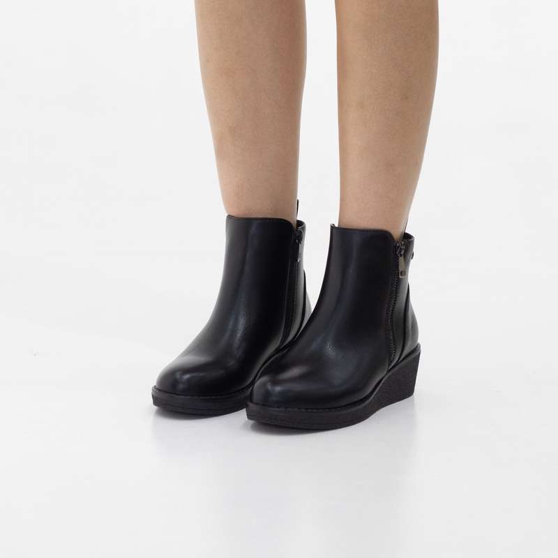 Lyte pu zipper detailed ankle boot on 4.5cm wedge heel black