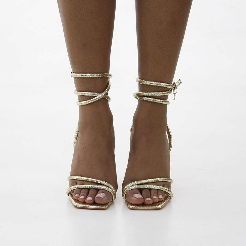 Kuhu strippy ankle strap sandal on curved heel light gold