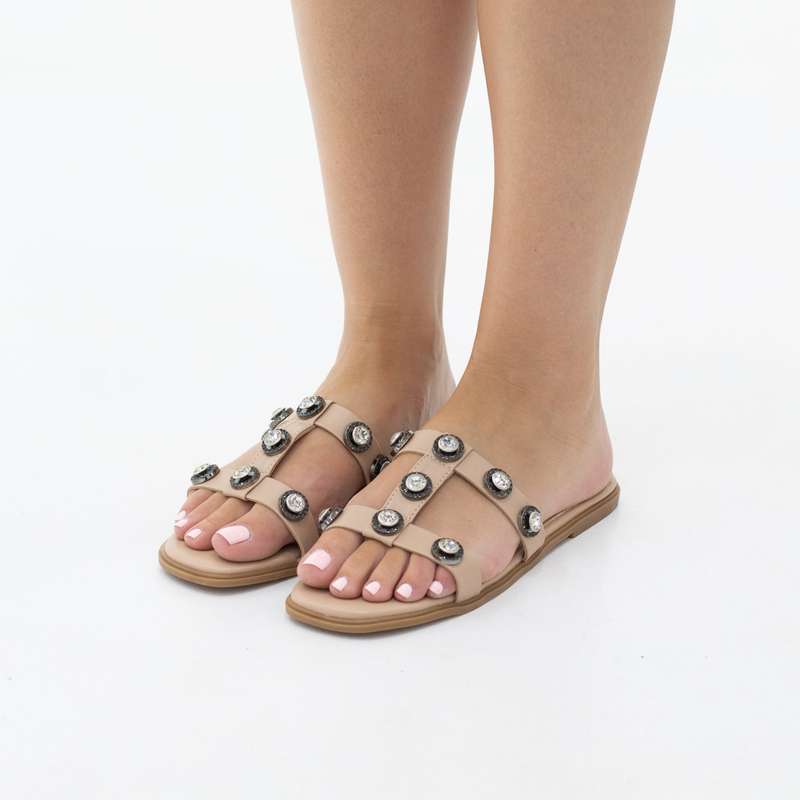 Kurtig diamante buttons detailed slider