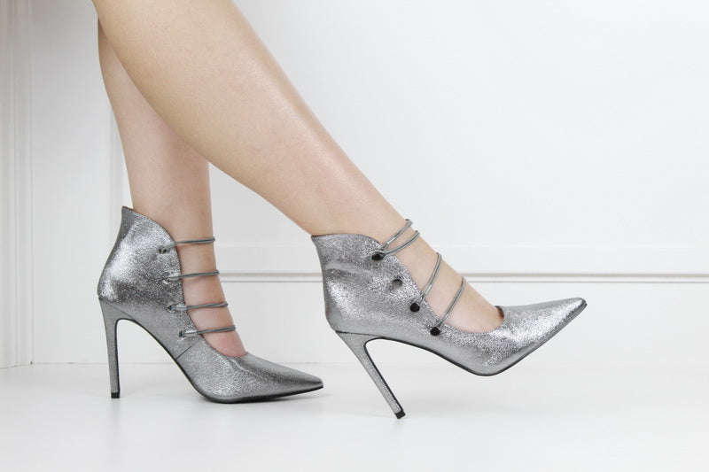 Helen 10cm pointy with 4 elastic belts pewter