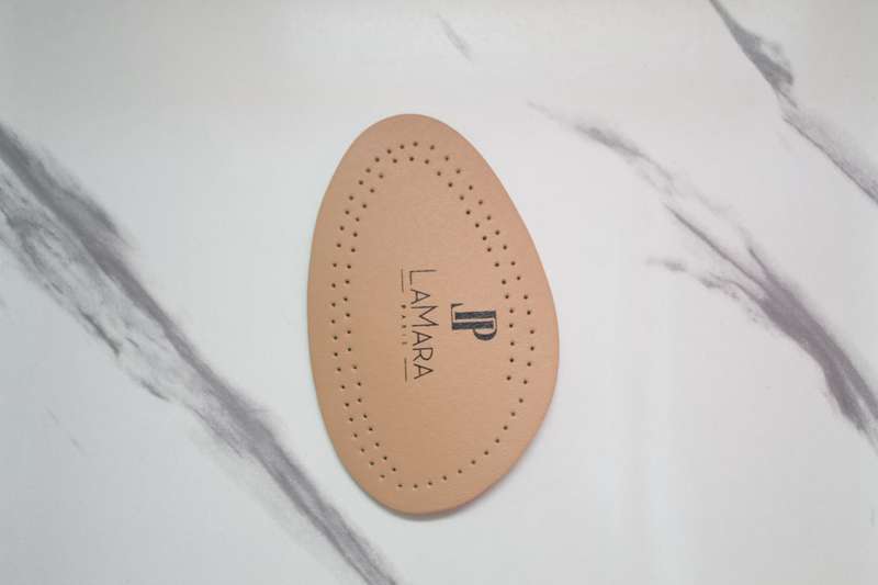 LaMara imported half inner sock beige