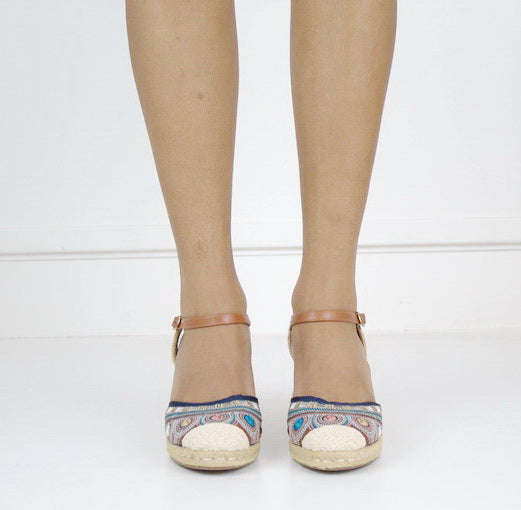 Hiroko S29-1 closed toe wedge sandals navy