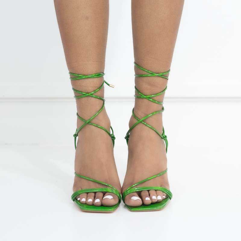 Nadzia strappy sandals on special regt heel green