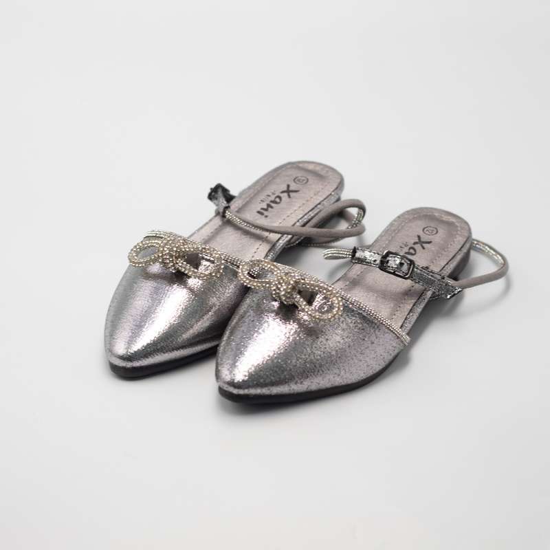 Gulfa girls ankle strap pump with diamante bow pewter