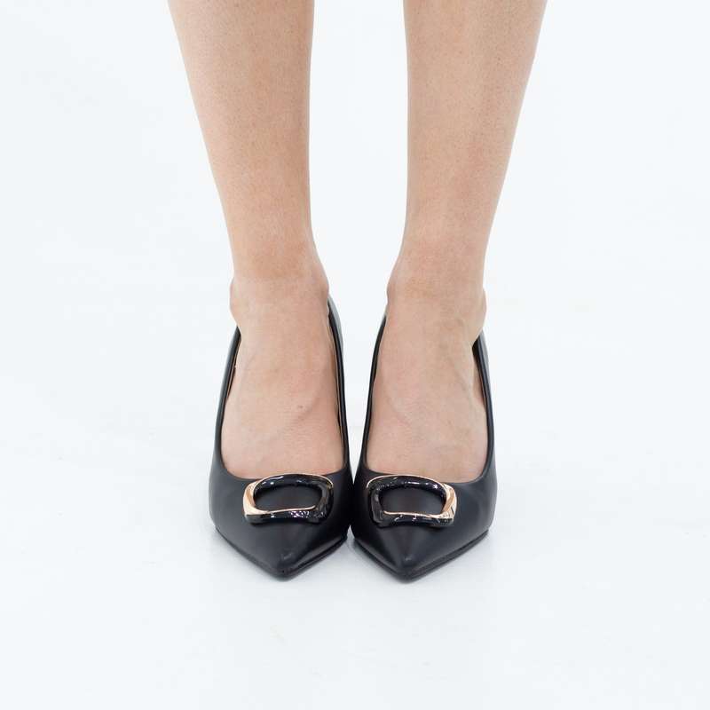 Binita 9cm heel pointy PU court with square trim black