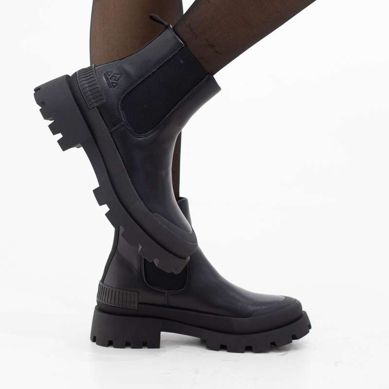 Pacific chelsea chuncky ankle boot black