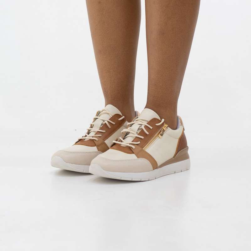Kesia lace-up sneaker with side zip