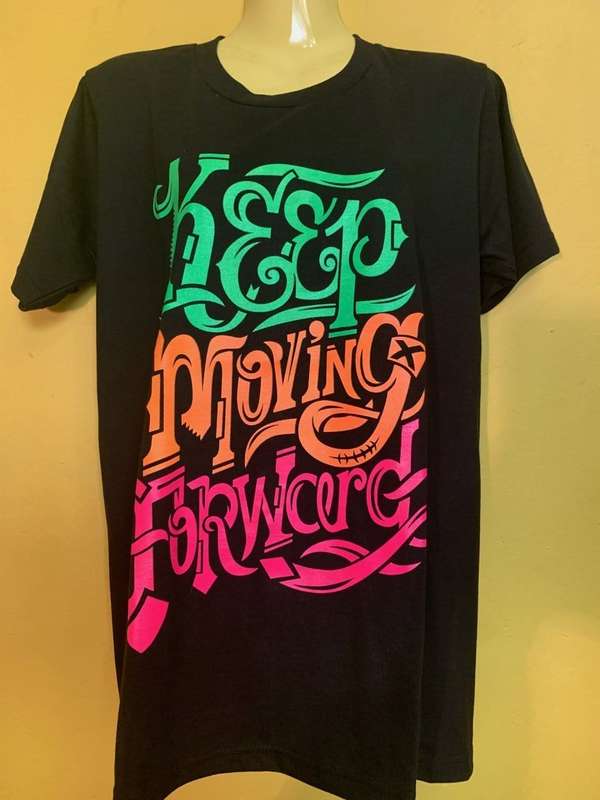 Lumo T-shirt Keep Moving Forward