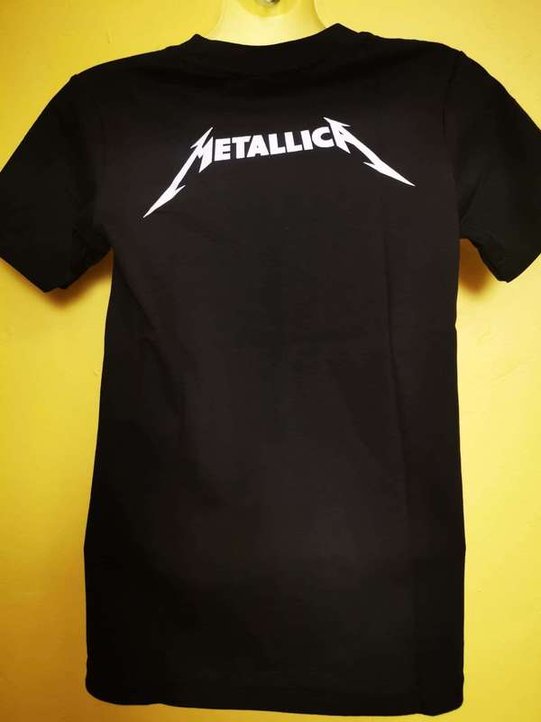 M T-shirt