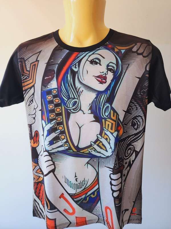 Queen Black T-shirt