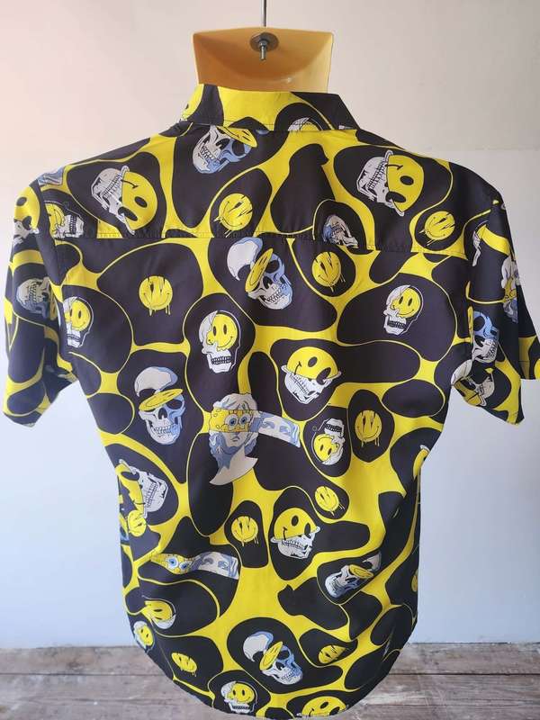 Smiley skull shirt