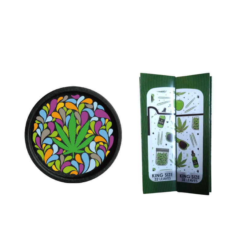 Grinder + 4 Pack Africa Flame Rolling Paper Special