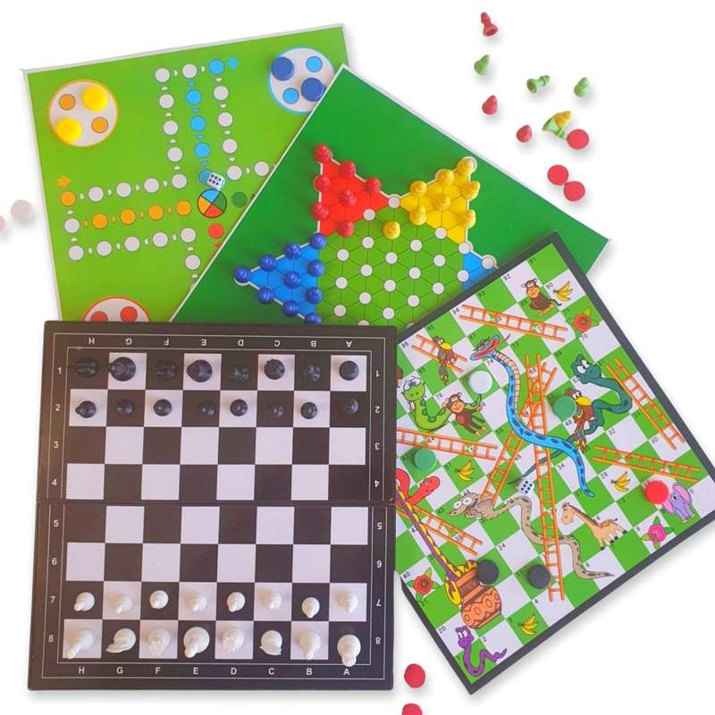 Compendium 5-In-1 Board Game Set