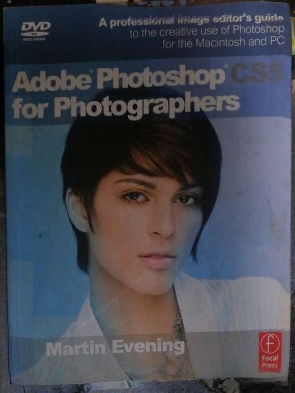 Adobe Photoshop for Photographers by Martin Evening