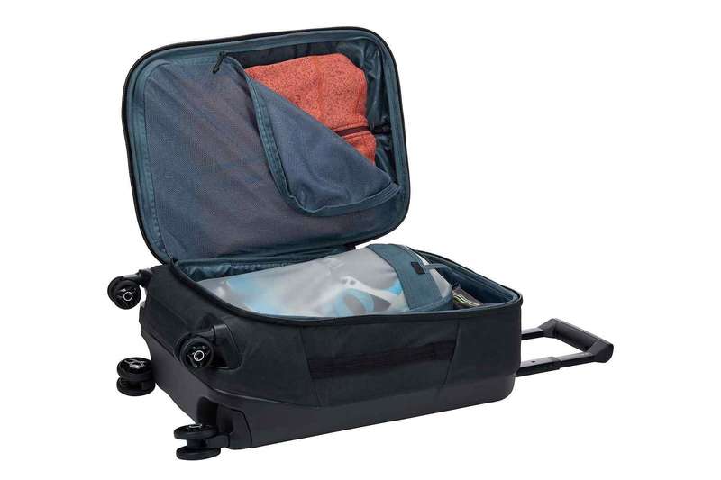 Thule Aion Carry On Spinner | Black