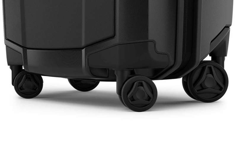 Thule Revolve Global Carry-on Spinner 55cm/22" | Black