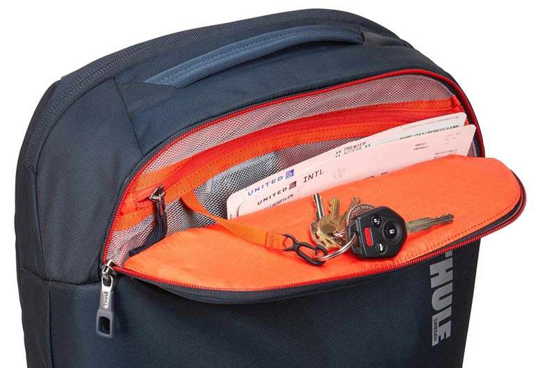 Thule Subterra Convertible Duffel Carry-on 40L | Mineral
