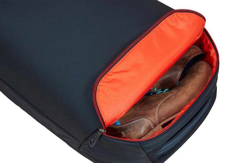 Thule Subterra Convertible Duffel Carry-on 40L | Mineral