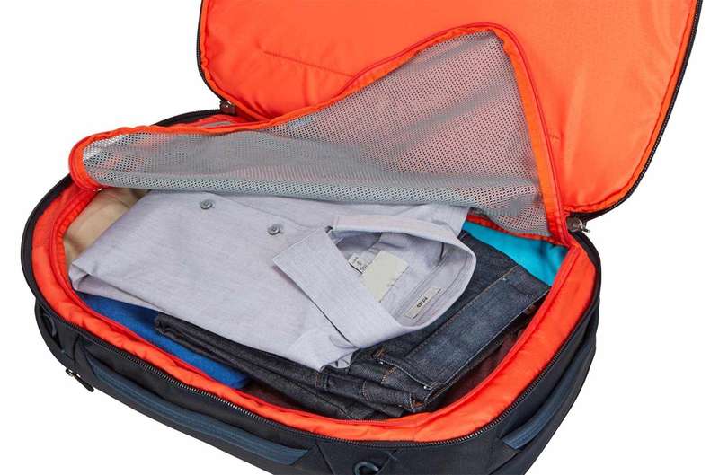 Thule Subterra Convertible Duffel Carry-on 40L | Mineral