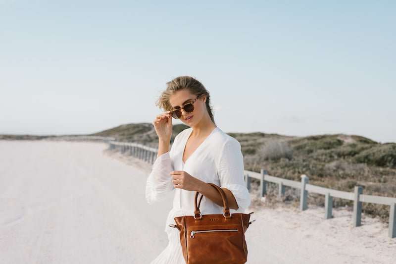 Zemp Paris Grab Handbag | Waxy Brown