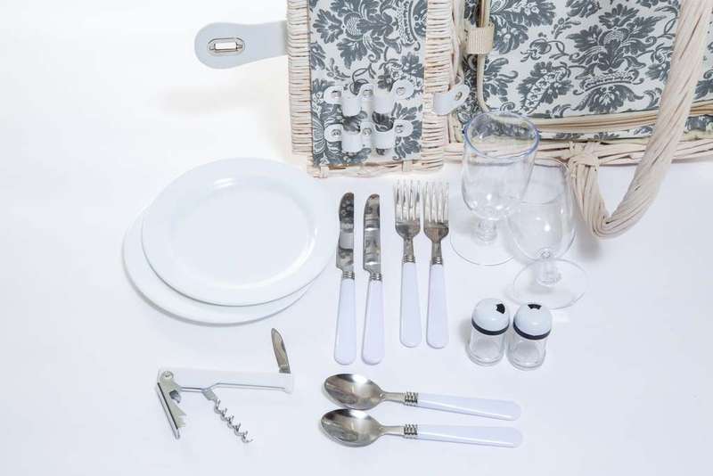 Yuppie Gift Baskets Wine Picnic Basket (2 Persons) | White-Grey
