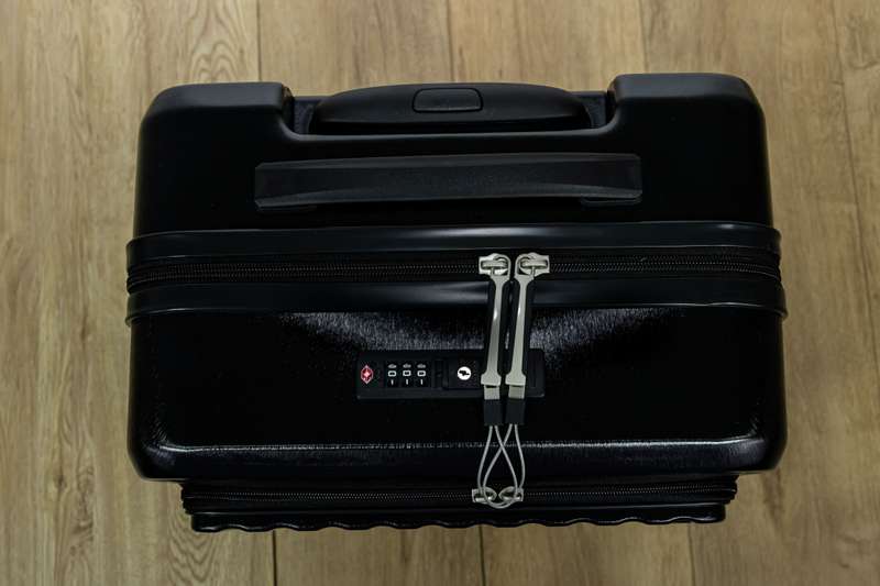 Gino De Vinci Business Carry On with laptop pouch 50cm Black
