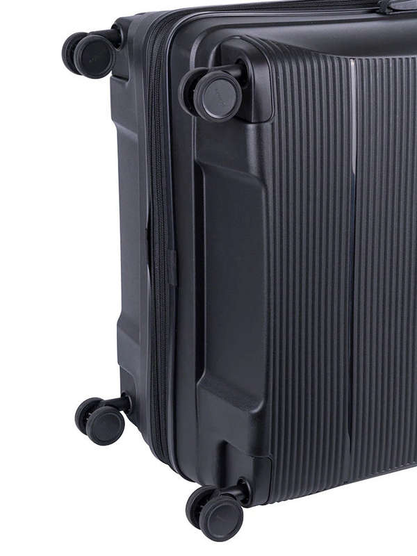 Cellini Qwest Luggage Travel Large Set Black