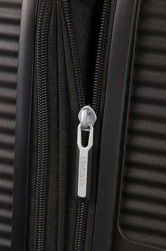 American Tourister Soundbox 4-wheel 77cm large Spinner Expandable suitcase Black