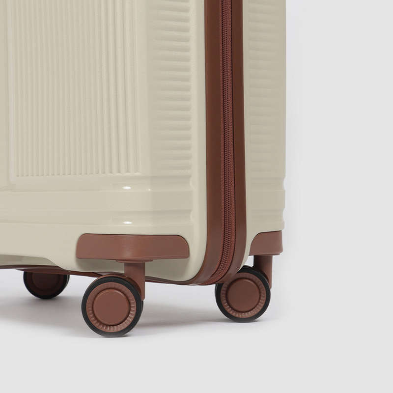 iTravel 3-Piece Malaga Trolley Luggage Set with TSA Locks Ivory