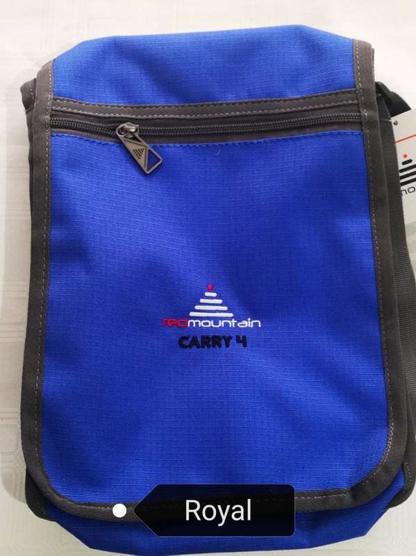 Red Mountain Sling Bag - Royal