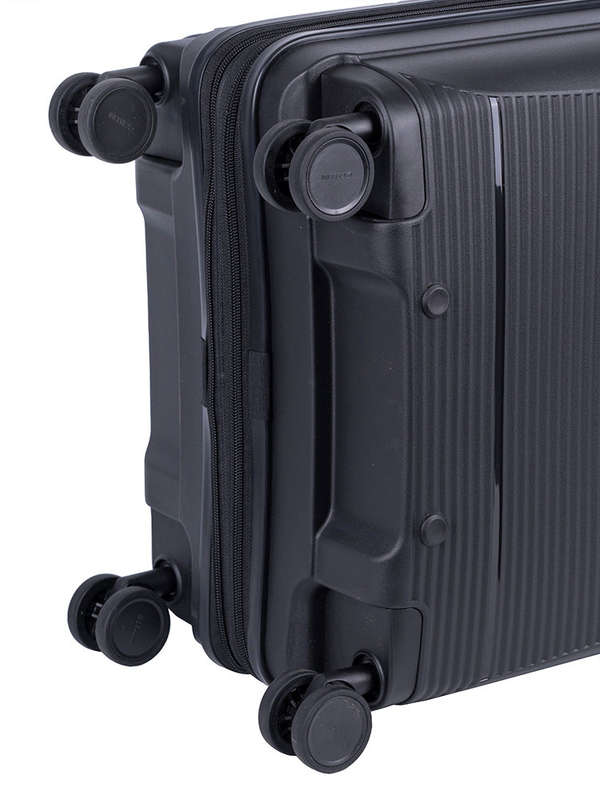 Cellini Qwest 4 Wheel Carry On Trolley Black