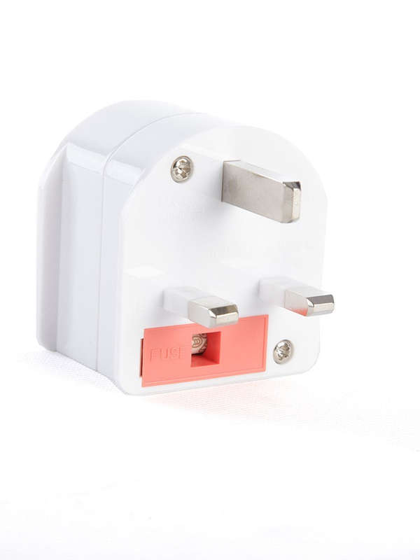 Cellini UK travel adapter