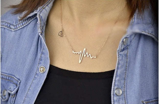925 Sterling Silver Heartbeat Lockbone Chain Heart Pendant - Rose Gold