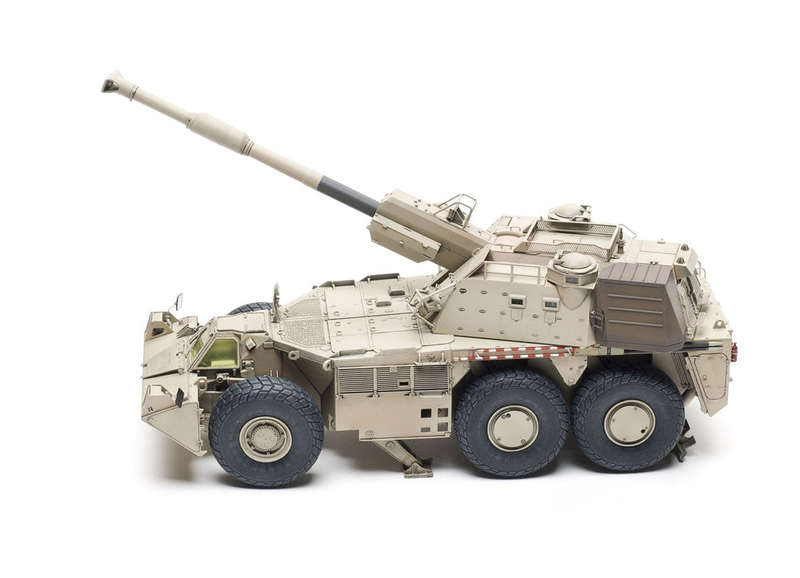 TAK2052 - Takom 1/35 South African G6 "Rhino" Self-Propelled Howitzer