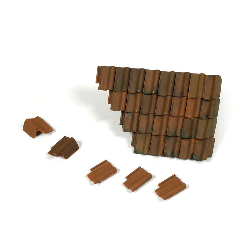 SC230 - Damaged Roof Section and Tiles  -  Vallejo Scenics