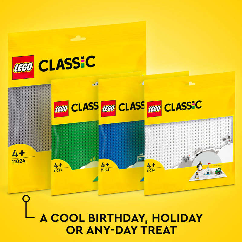 LEGO Classic Green Baseplate Building Kit 11023
