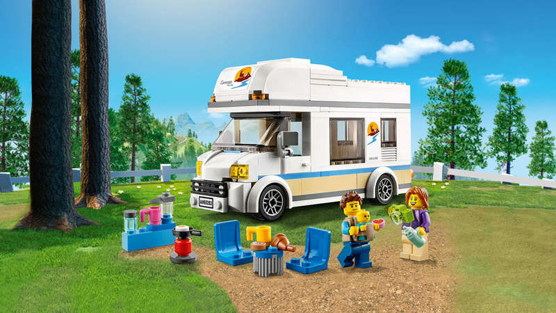 LEGO City Holiday Camper Van 60283