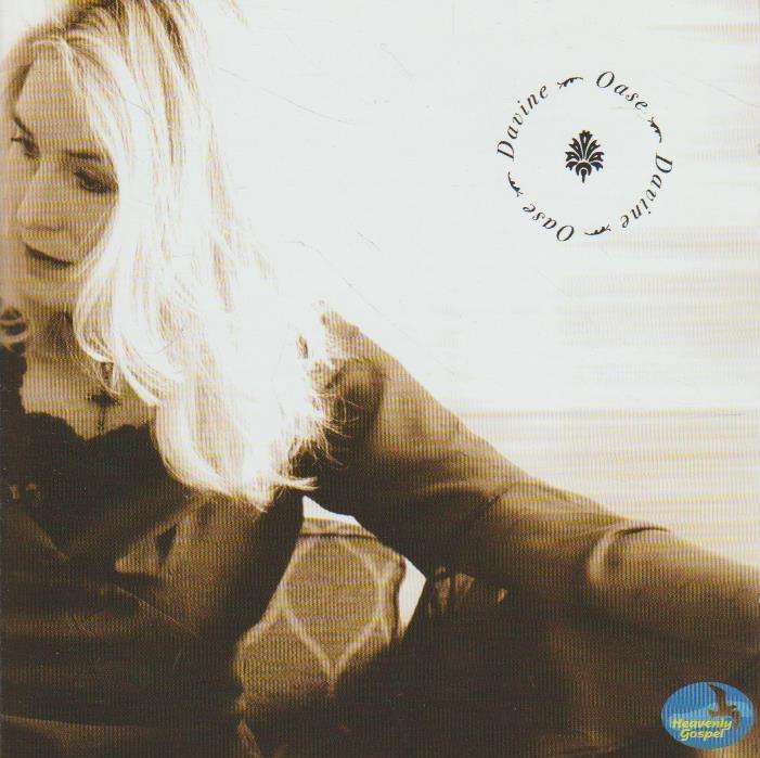 Davine Oase - Davine Oase