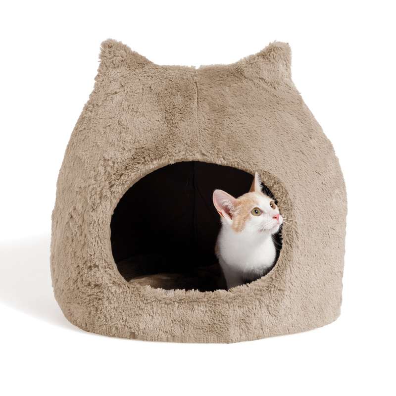 Best Friends by Sheri Meow Hut Fur Bed