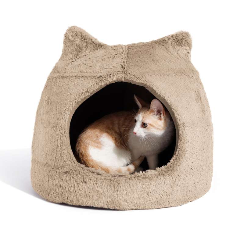 Best Friends by Sheri Meow Hut Fur Bed