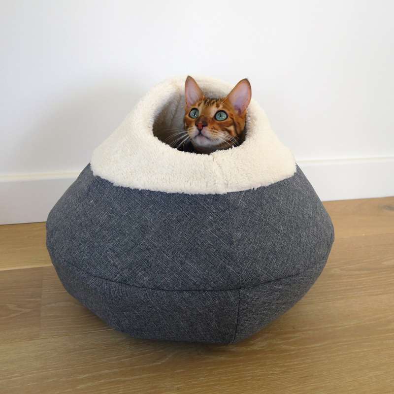 Rosewood Round Cosy Plush Cat Cave (40cm x 40cm)