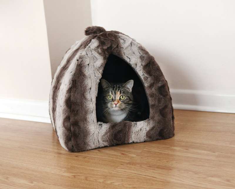 Rosewood Grey Cream Snuggle Plush Pyramid (40cm)