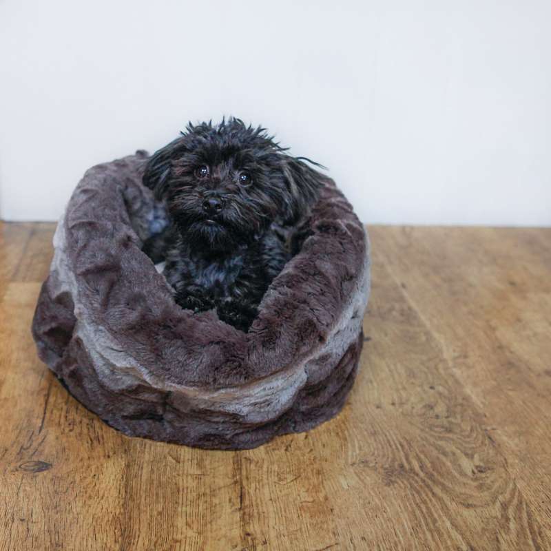 Rosewood Grey & Cream Snuggle Plush Round