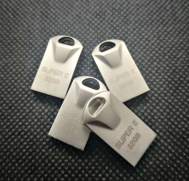 32GB Metal USB Flash Drive Mini Pocket Size
