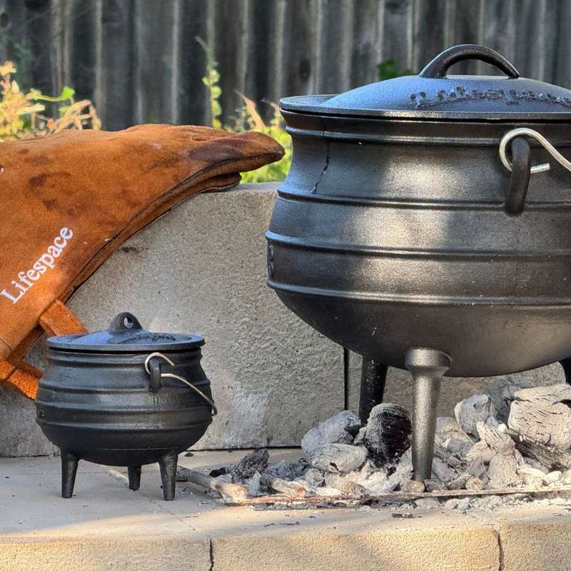 Lifespace Cast Iron No 1/4 Potjie Pot - 0.65lt (2-Pack)