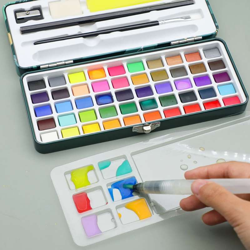 Artecho Professional Watercolour Paint Set in Tin Case with Accessories