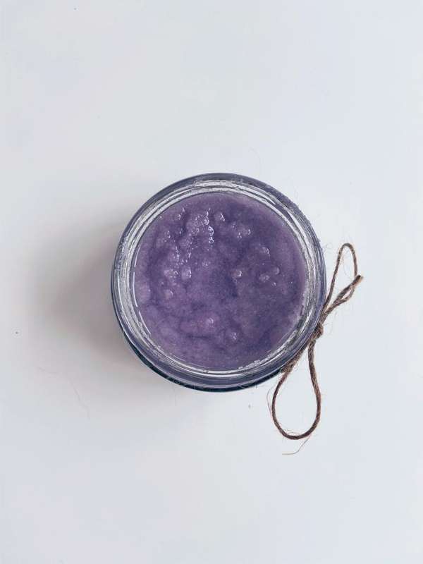 Earth & Edge Lavender Essential Oil Exfoliating Body Scrub
