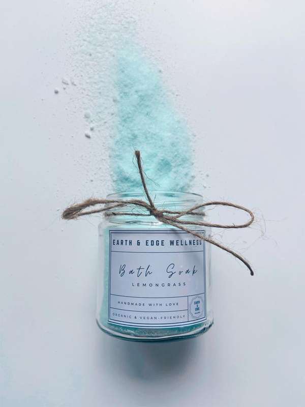 Earth & Edge Lemongrass Essential Oil Bath Soak