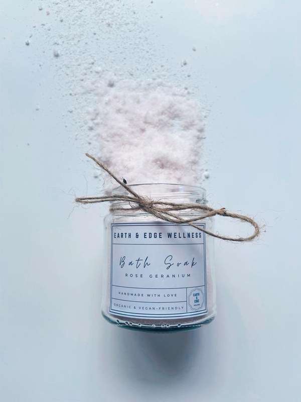 Earth & Edge Rose Geranium Essential Oil Bath Soak