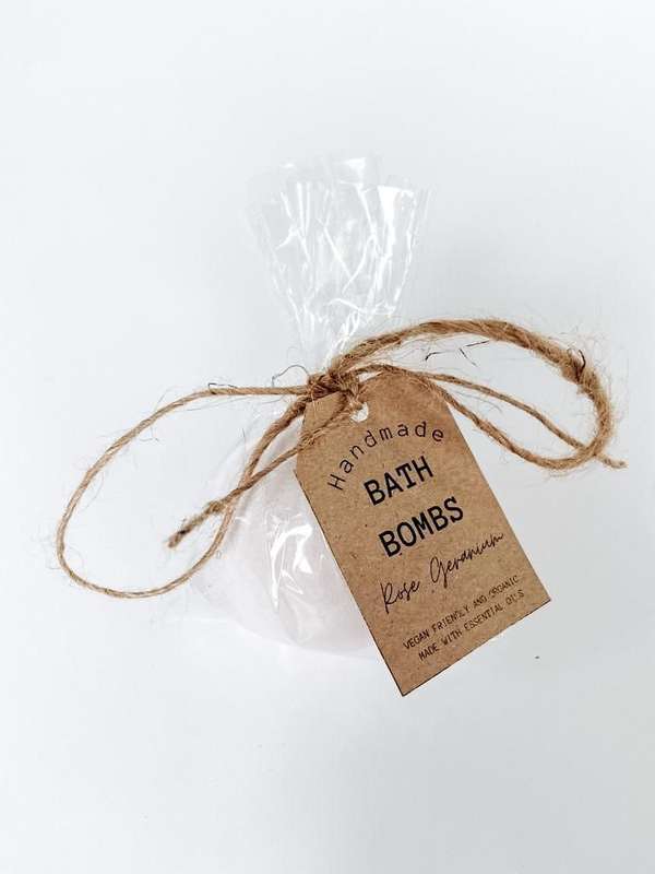 Earth & Edge Rose Geranium Essential Oil Medium Bath Bomb